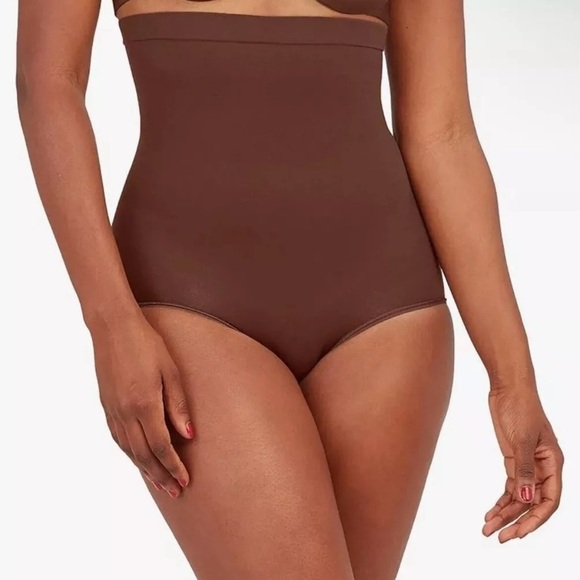 Spanx NIB Cocoa Brown Higher Power Brief Shapewear. Size C (150-180 lbs) - Picture 1 of 8